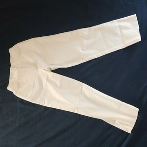 Woman's White Pants